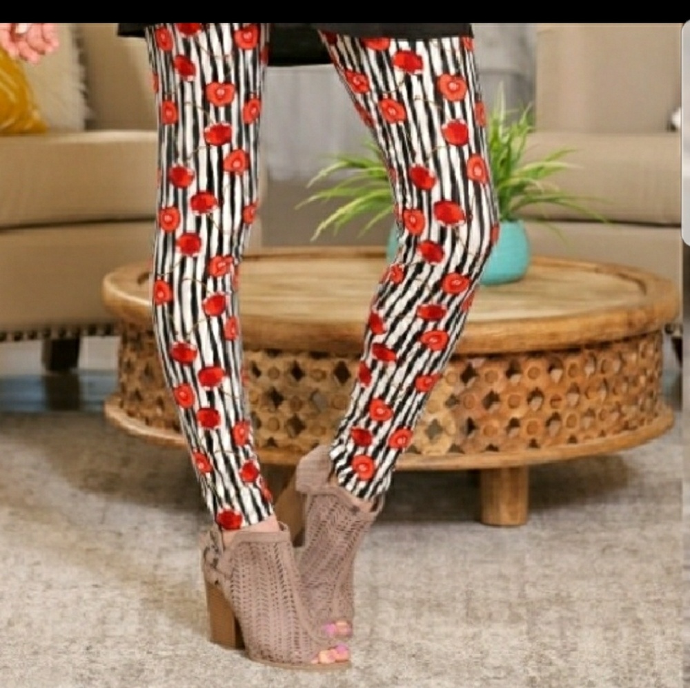 Soft cherry leggings